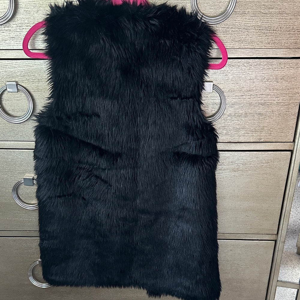 Juicy Couture Black Label Faux Fur Vest - Picture 6 of 9